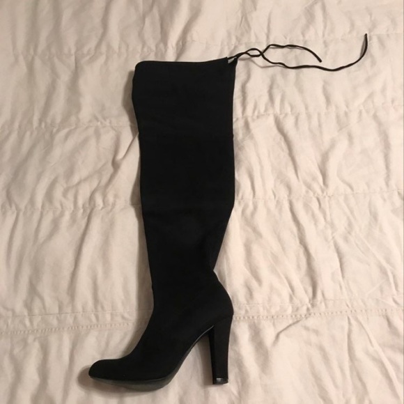 Boots - Picture 2 of 4